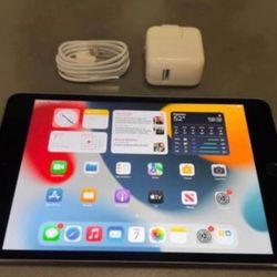 Apple iPad (2020) Flawless Condition 128GB