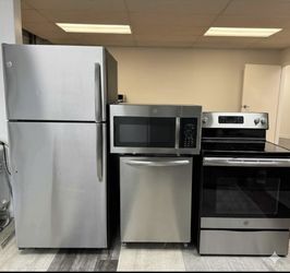 Kitchen Appliances set /  free delivery