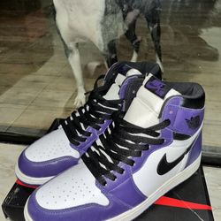 Air Jordan 1 Retro High OG Court Purple