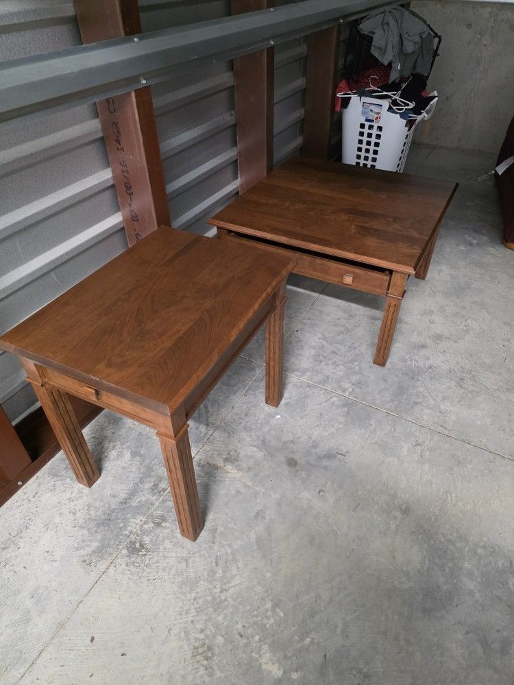 Coffee And End Table Pickup Asap
