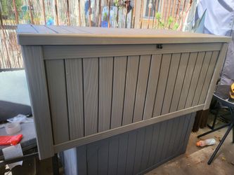 120g outdoor storage deck box