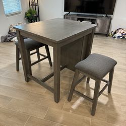 Small Table With stools