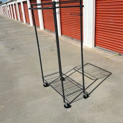 Portable Clothe Rack 