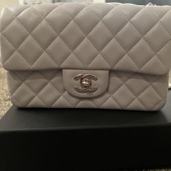 Chanel Mini Single Flap bag 