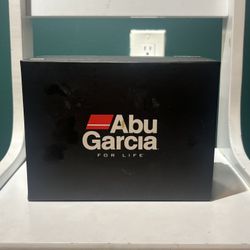 Abu Garcia Revo Toro Nacl 50 Hs