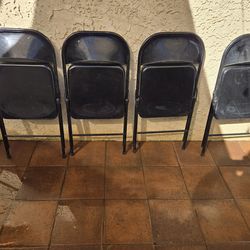 Metal chairs (4)