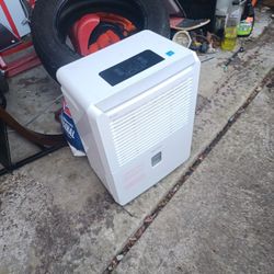 Kenmore Dehumidifer (contact info removed)0