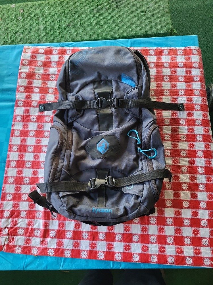 Camelbak Tycoon Blue Backpack Padded Strap, Snowboard Carry NO Bladder Included