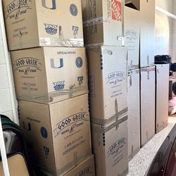 Assorted Moving And Storage Boxes In Excellent Condition