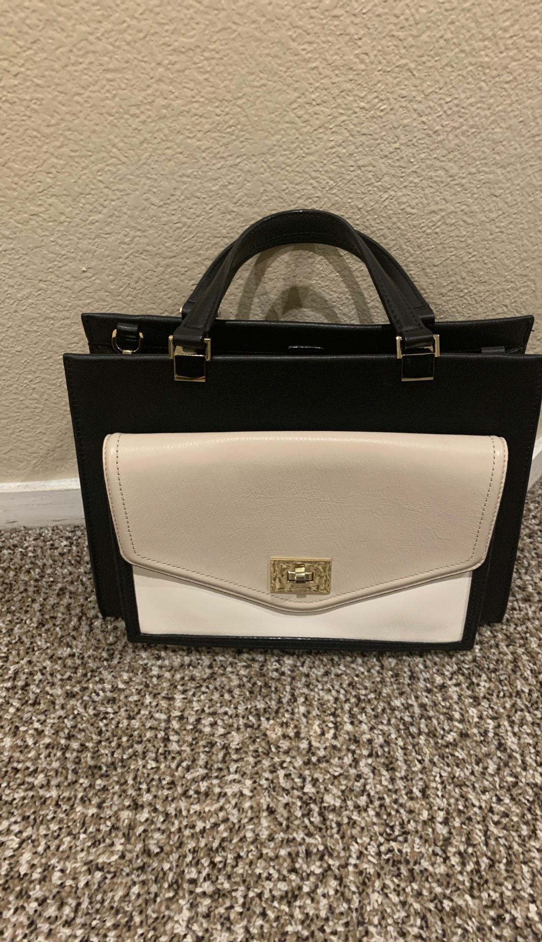 Kate spade purse in great condition