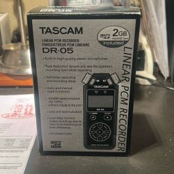 Linear Pcm Recorder DR – 05