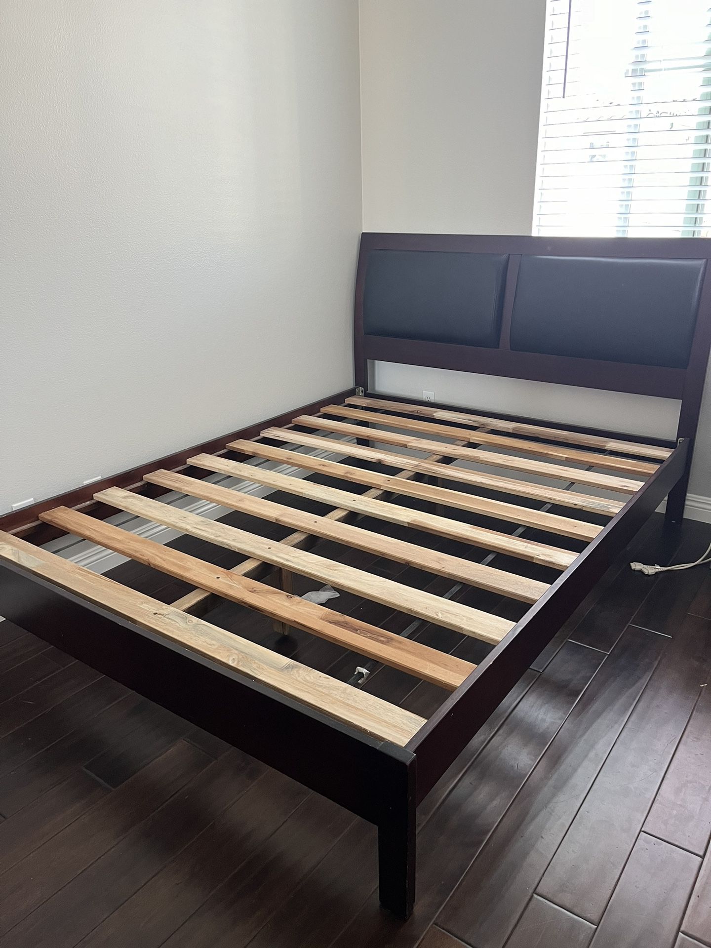 queen size bed frame 