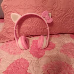 Wireless hello kitty headset