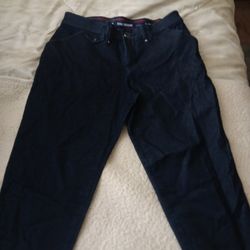 NEW  Pettite  Size 2# Lee Total Freedom 