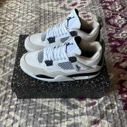 Jordan 4 Military Black 8.5 