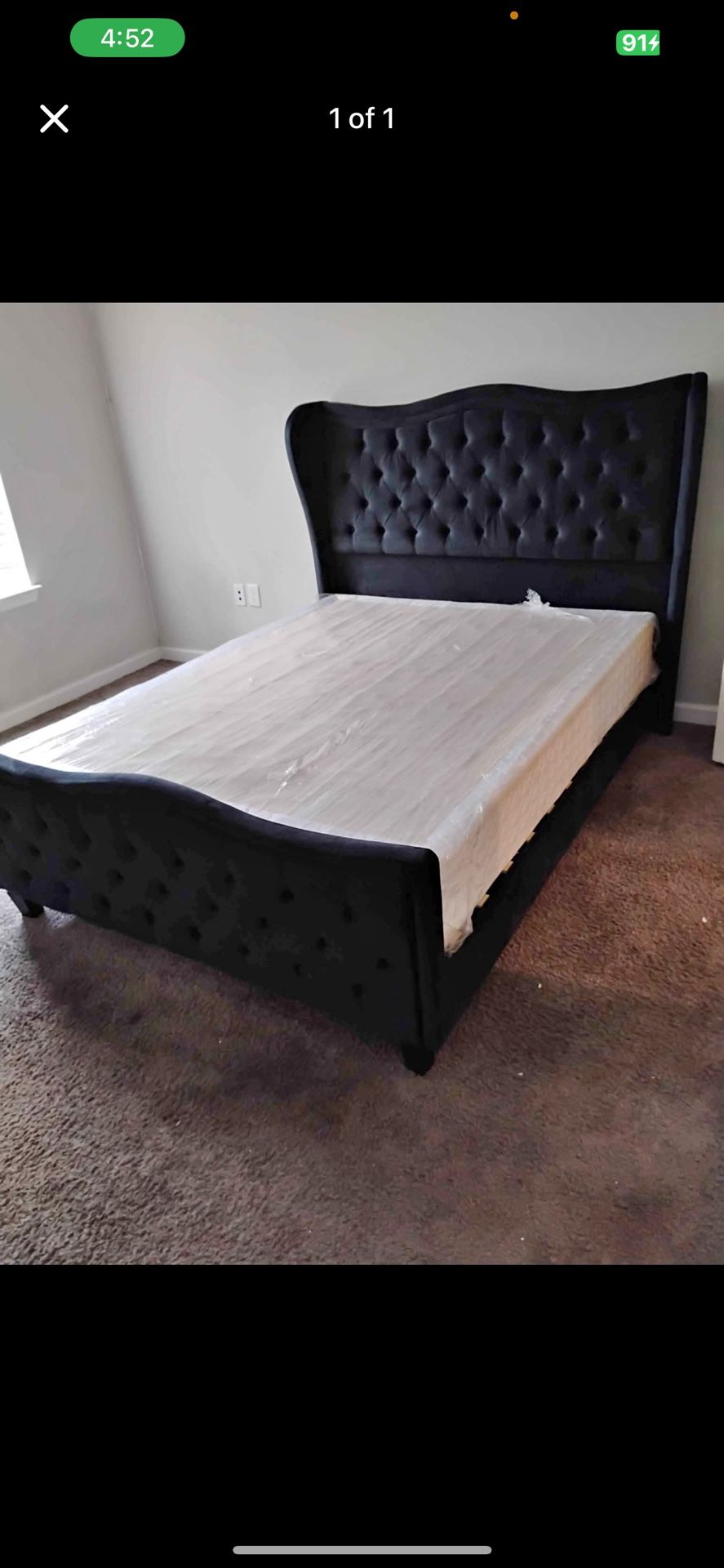 Queen Bedframe