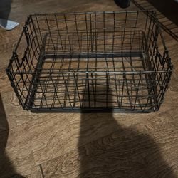 Sturdy Wire Gift Or Storage Basket