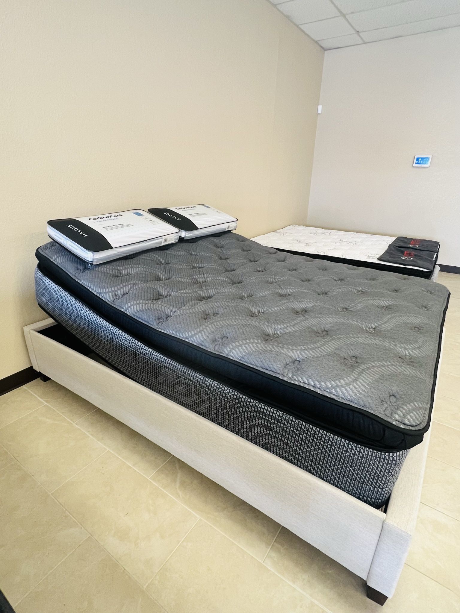 Selling FAST New Mattresses