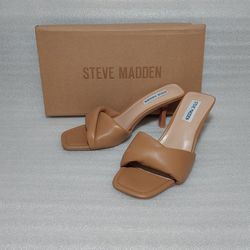 STEVEN MADDEN designer sandals. Size 8.5 women's shoes. Brown. Brand new in box Slip on Heels