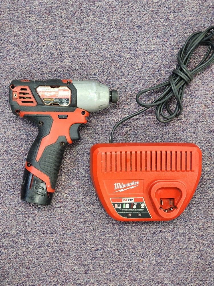 Milwaukee Hex Impact Driver with 12V Battery & Charger