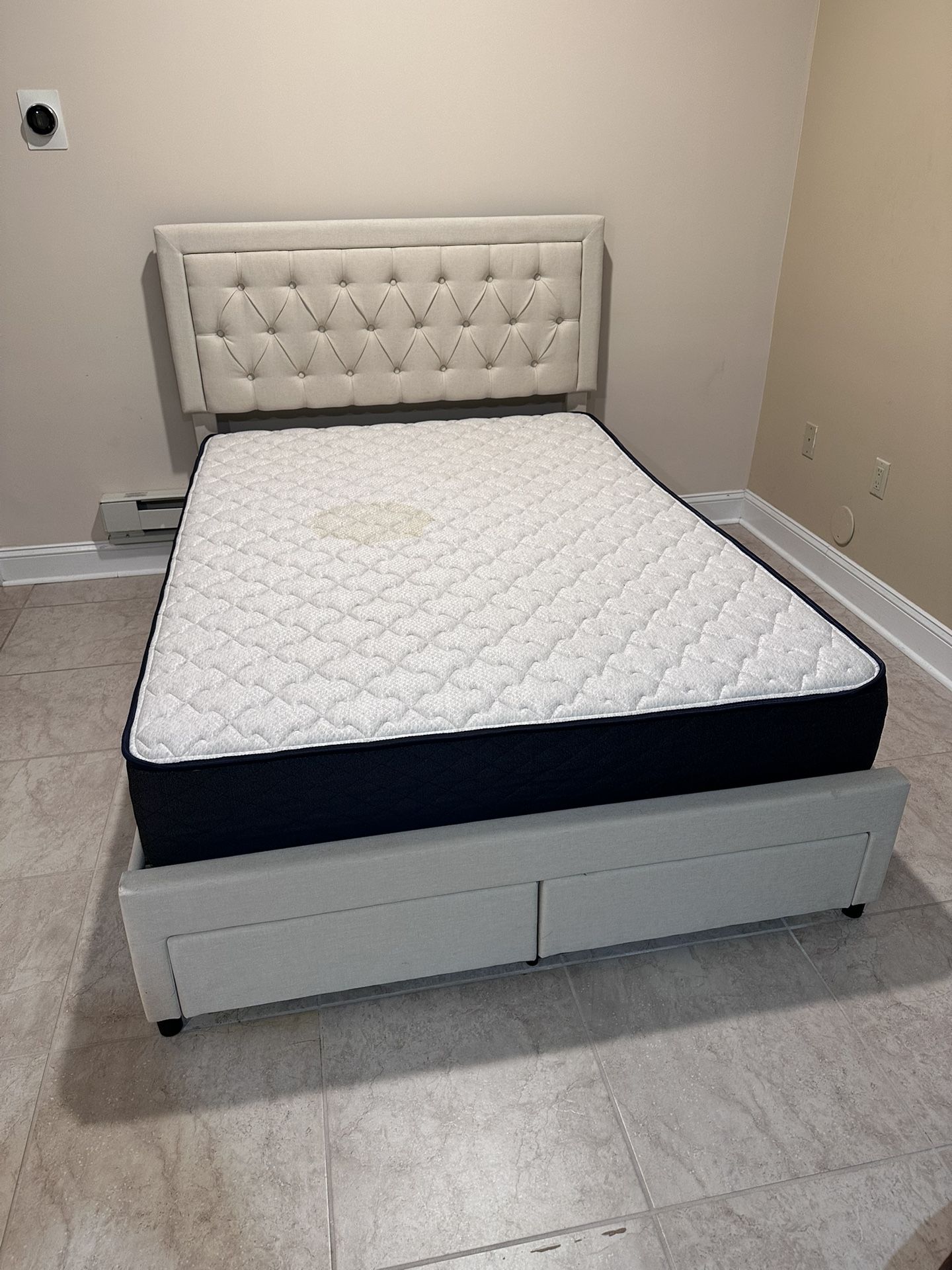 Storage Queen size Bed With Mattress 