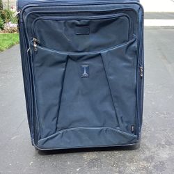 Travel Pro Suitcase - Crew 4