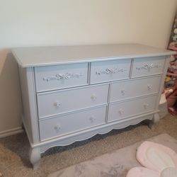 Aurora Dresser
