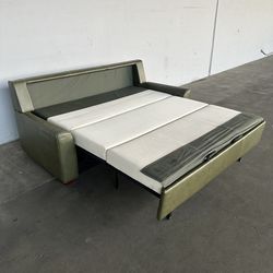 American Leather Queen Plus Sleeper Sofa -Delivery Available