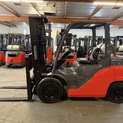 2020 Toyota 8K Capacity Pneumatic Tire forklift 