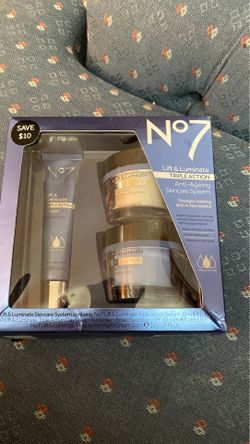 No. 7 lift and luminate triple action anti-ageing skincare system