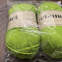 2 Pcs Crochet Yarn 