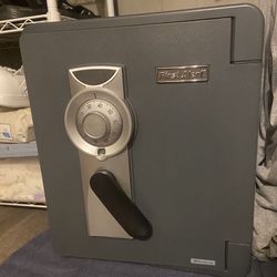 First Alert Fireproof Waterproof Safe 