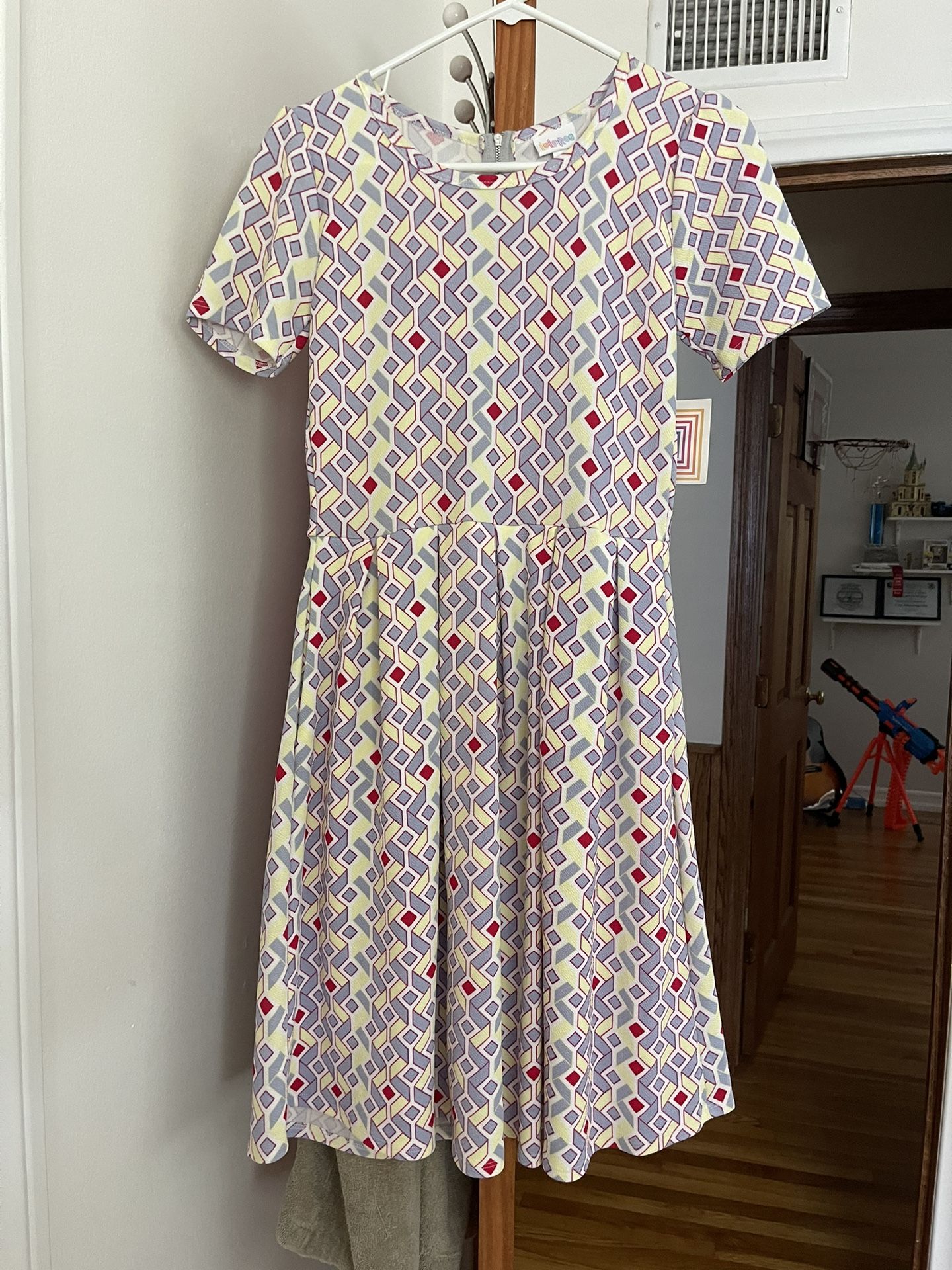 Lularoe Amelia Dress New small size