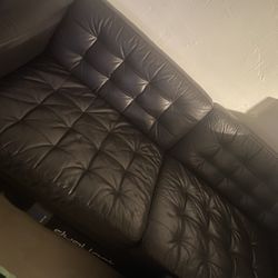 Black Leather Couch 