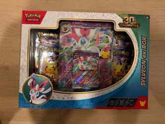 Pokemon 30th Celebration Sylveon ex Box