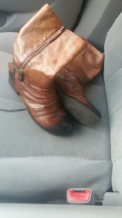 100% cowhide leather boots