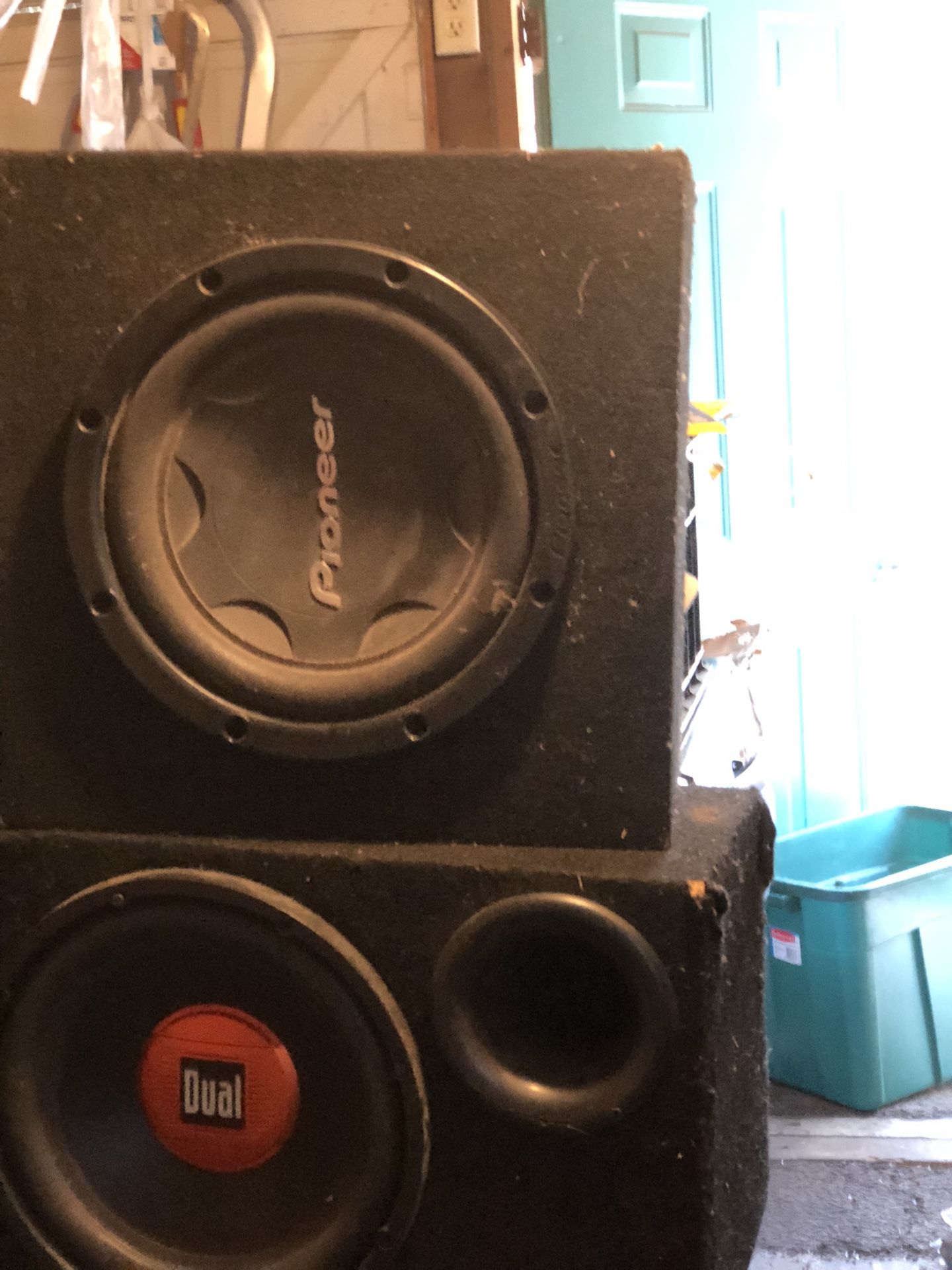 125