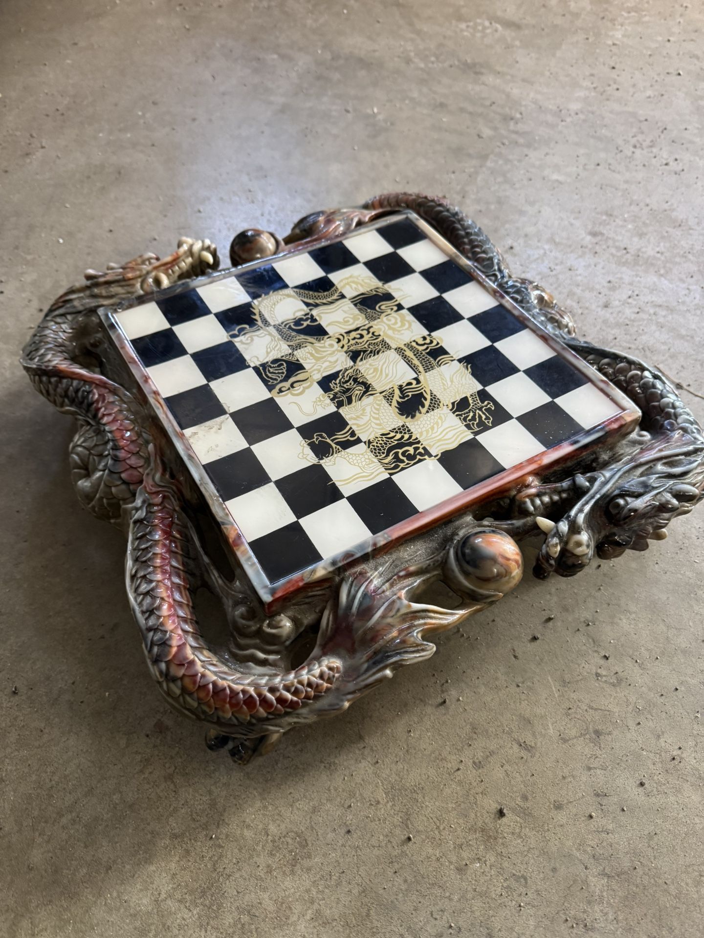 CHESS UNIQUE ASIAN DESIGN DRAGONS & WARRIORS Hand Carved Board & Highly Detailed