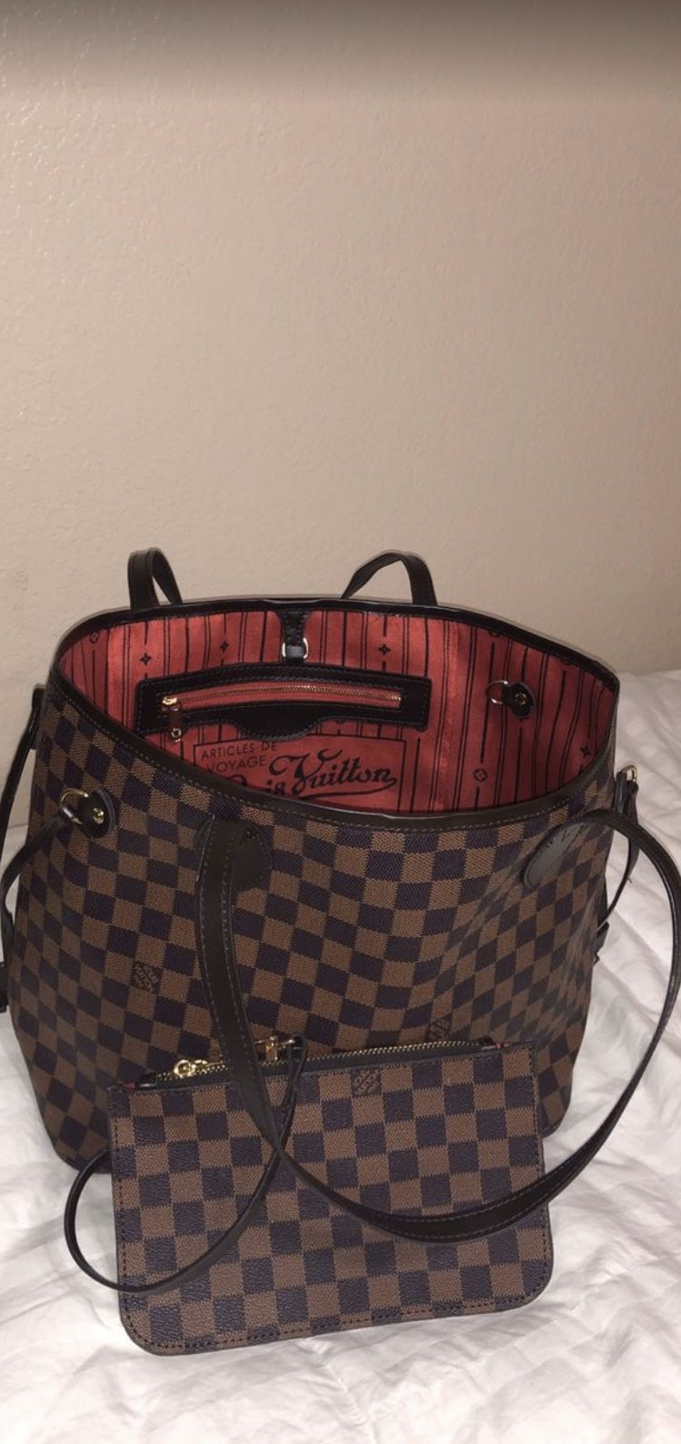 Louis Vuitton Neverfull MM bag