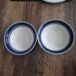 Free delivery. Two bowls