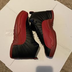 Red Jordan 12 