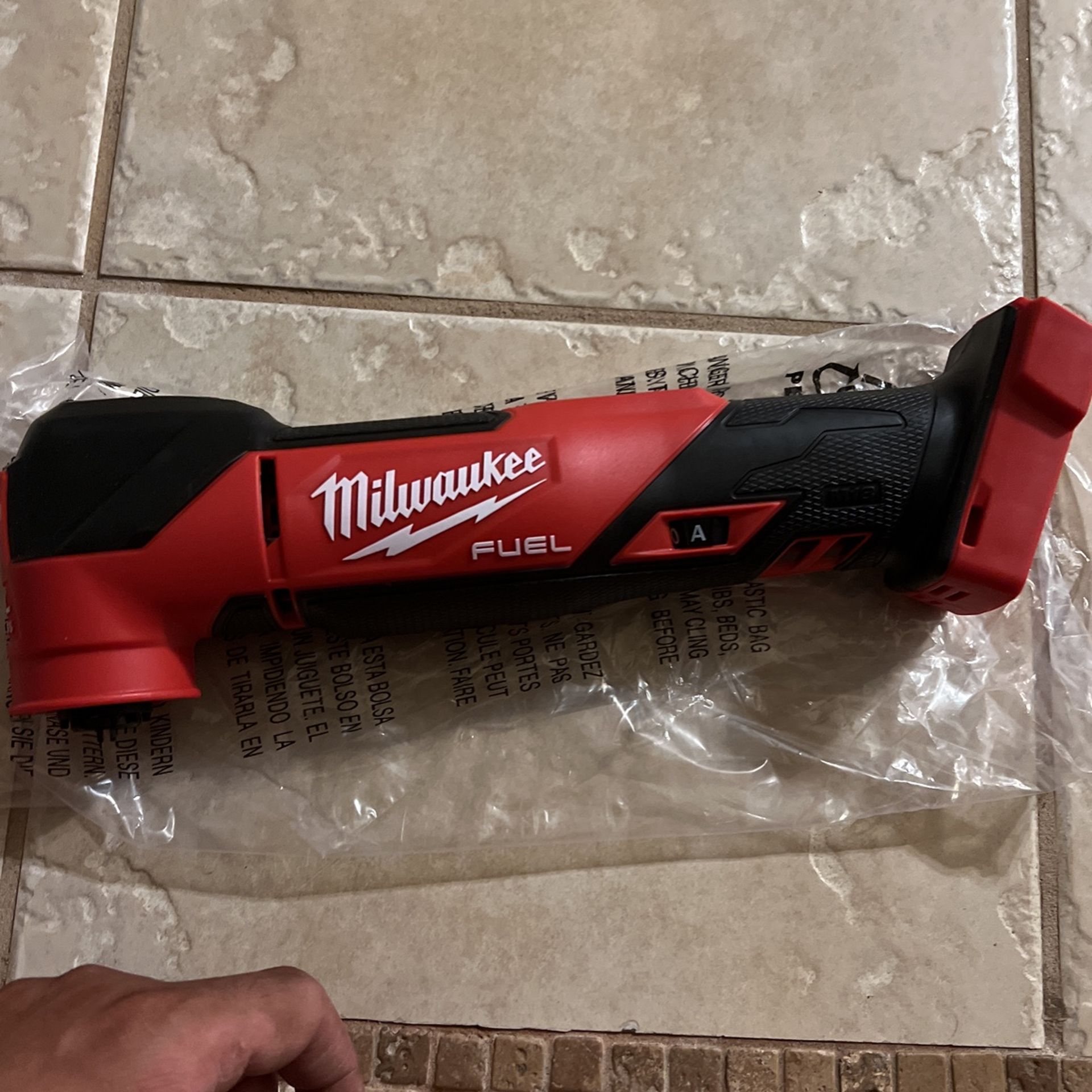 Milwaukee Fuel M18 Multi tool