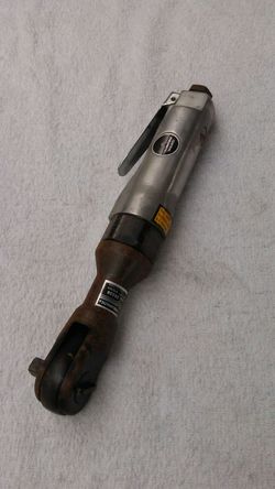 Air Ratchet Wrench