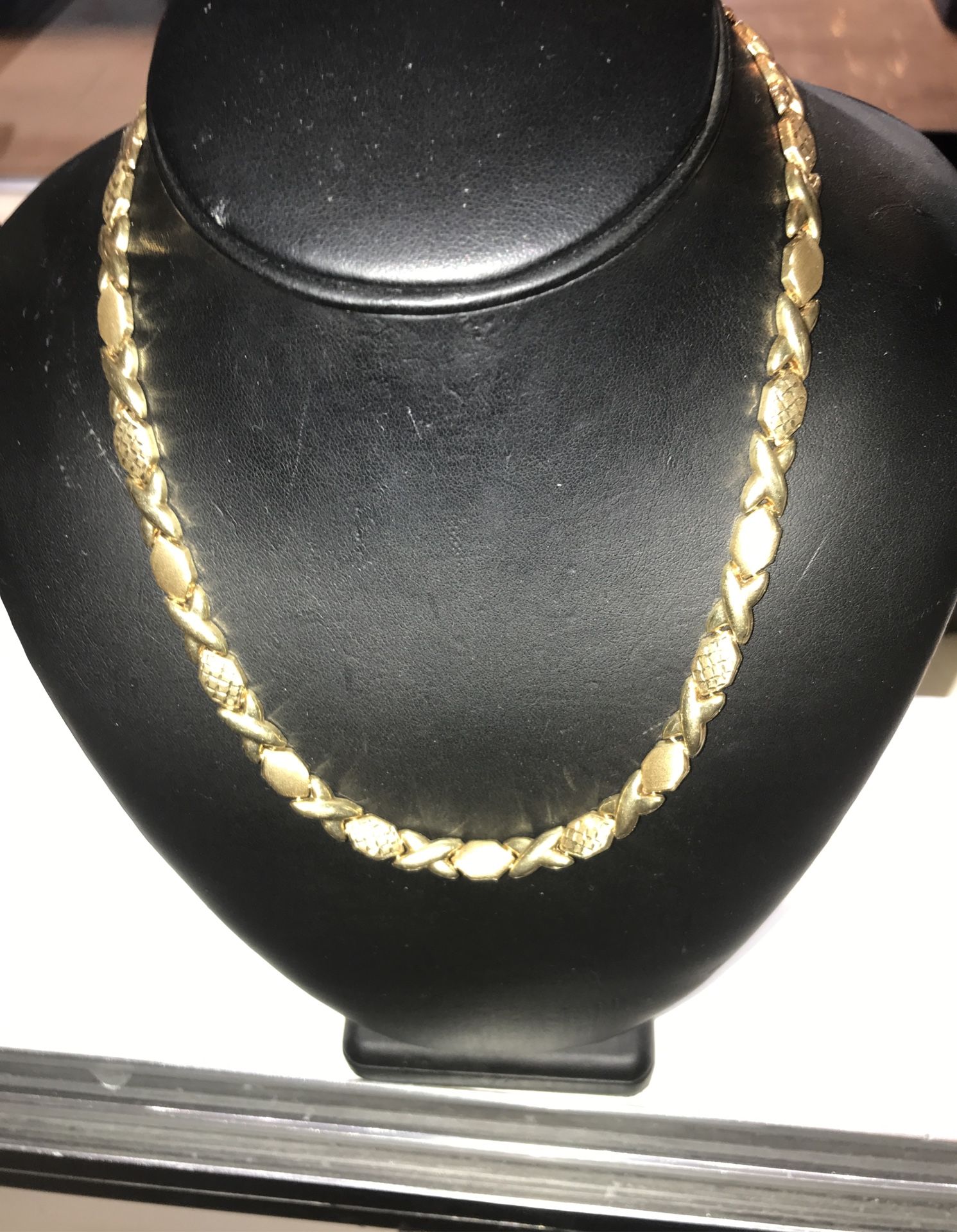 XOXO Gold Fashion Chain