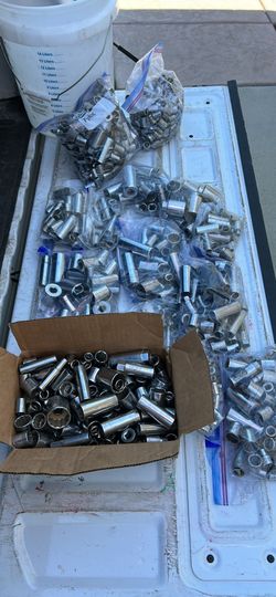 other sockets as well Craftsman sockets 1/4,3/8, 1/2 metric, SAE other brand sockets as well