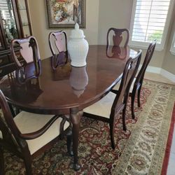 Dining Table, Chairs & Buffet By Thomasville - Cherry Stain