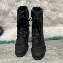 SOrel Major Carly Black Gray Wool size 6