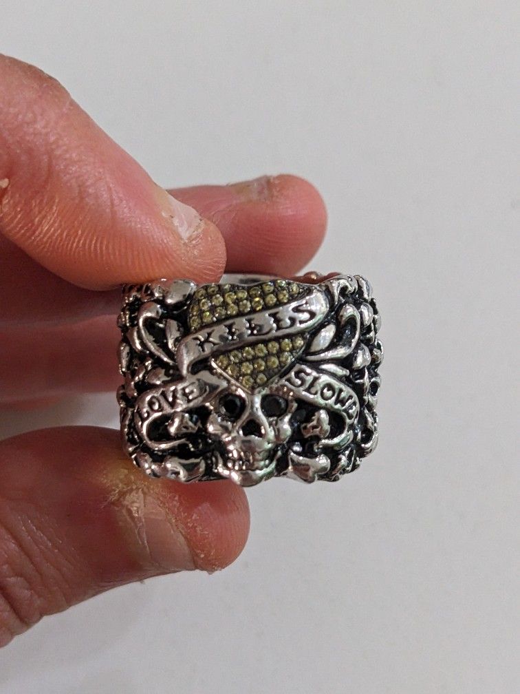 Ed Hardy "Love Kills Slowly" Ring