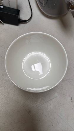TRELLIS WHITE SET OF 8 FRUIT BOWLS