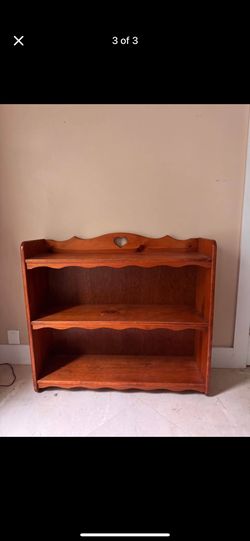 Wood Scalloped Bookshelf